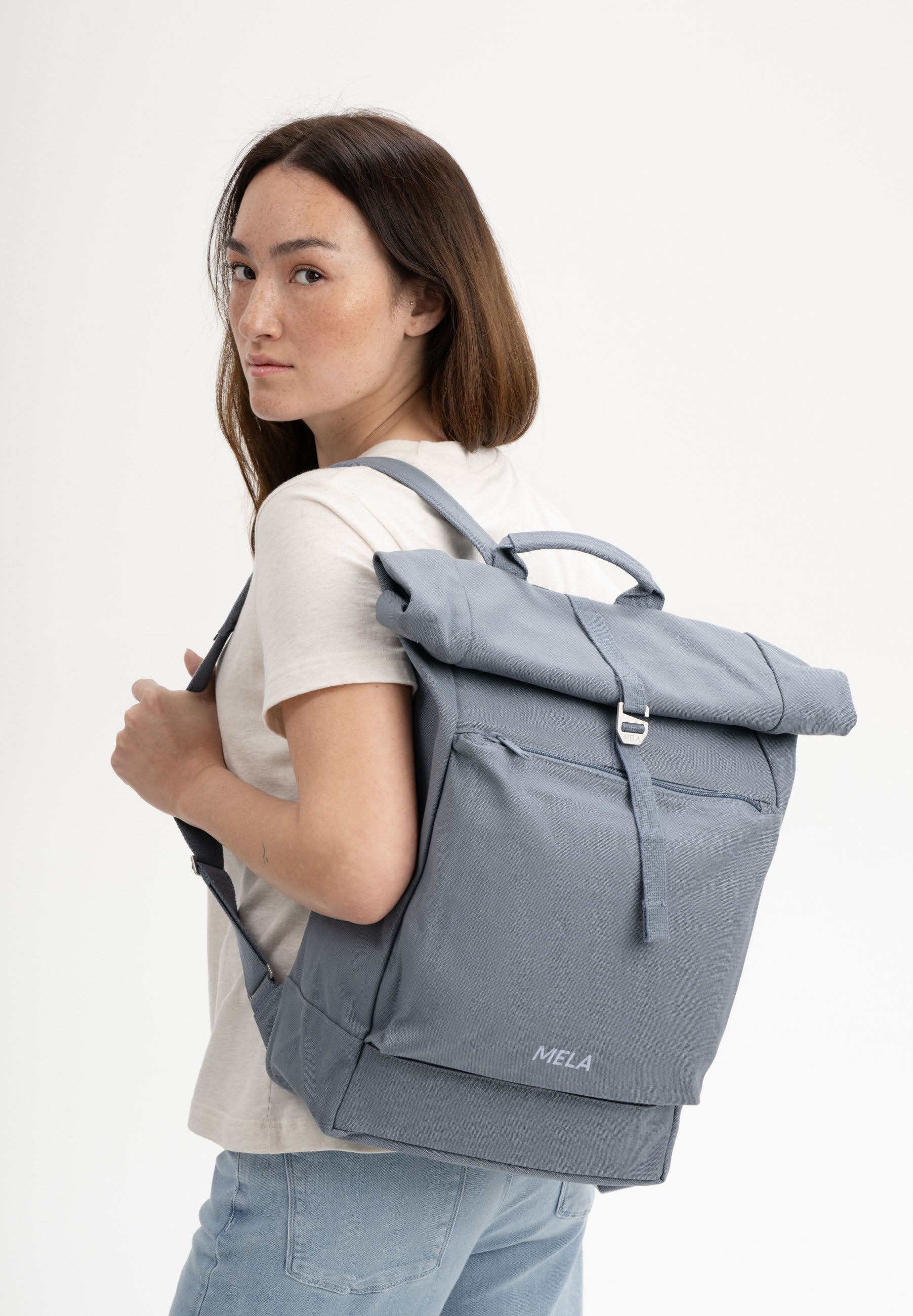 #Farbe_dusty blue