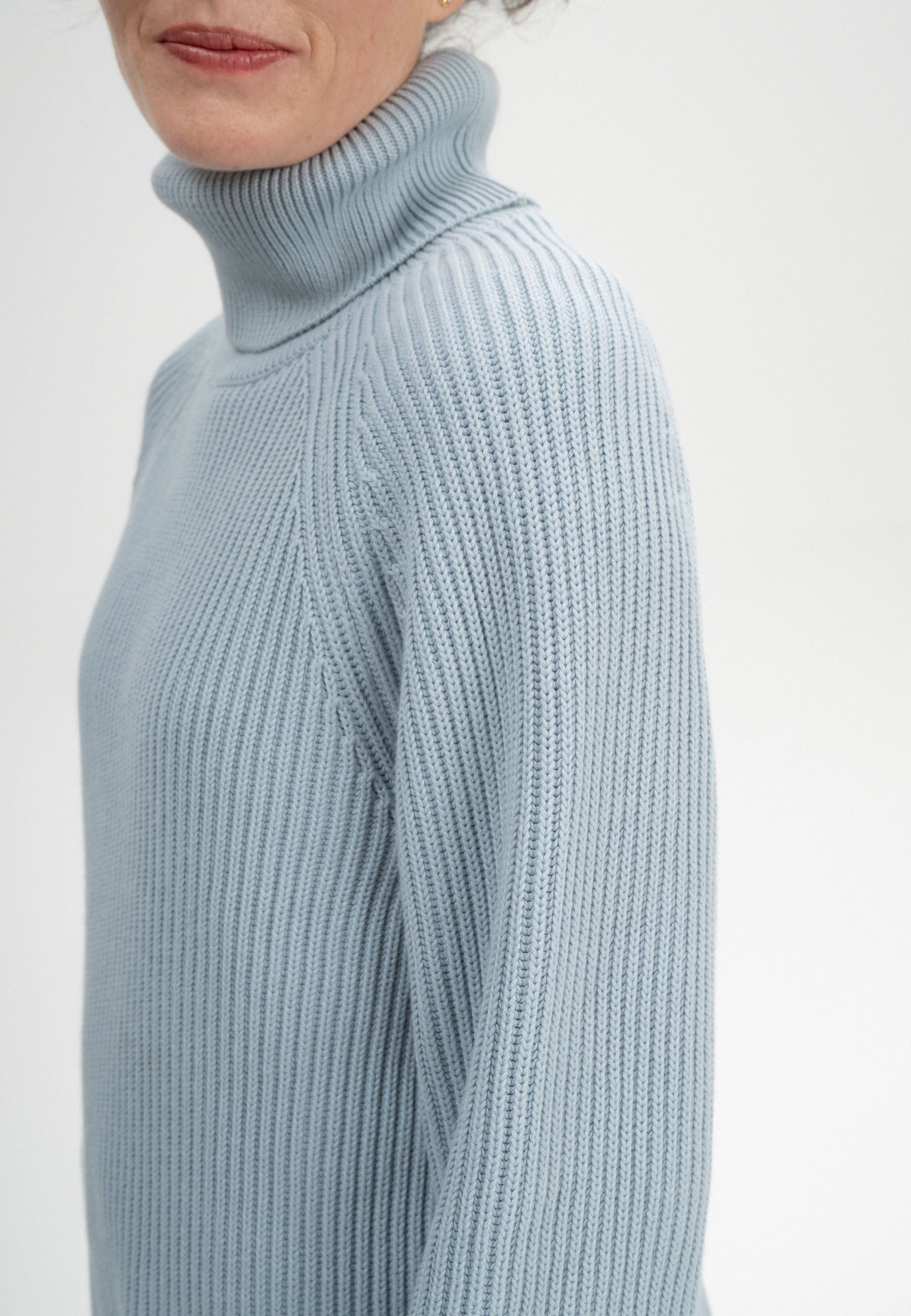 #Farbe_cloudy blue