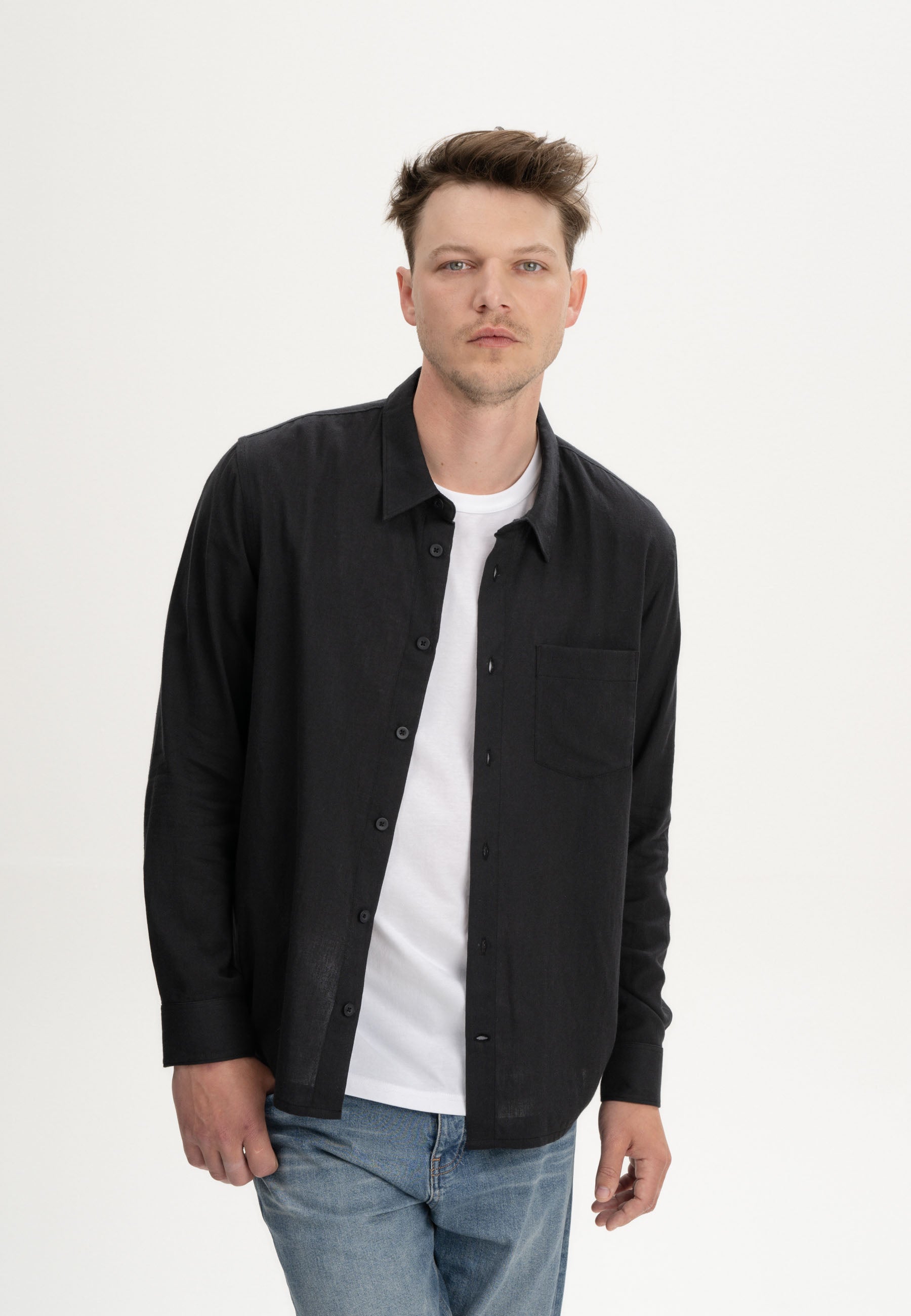 #Farbe_holzkohle schwarz