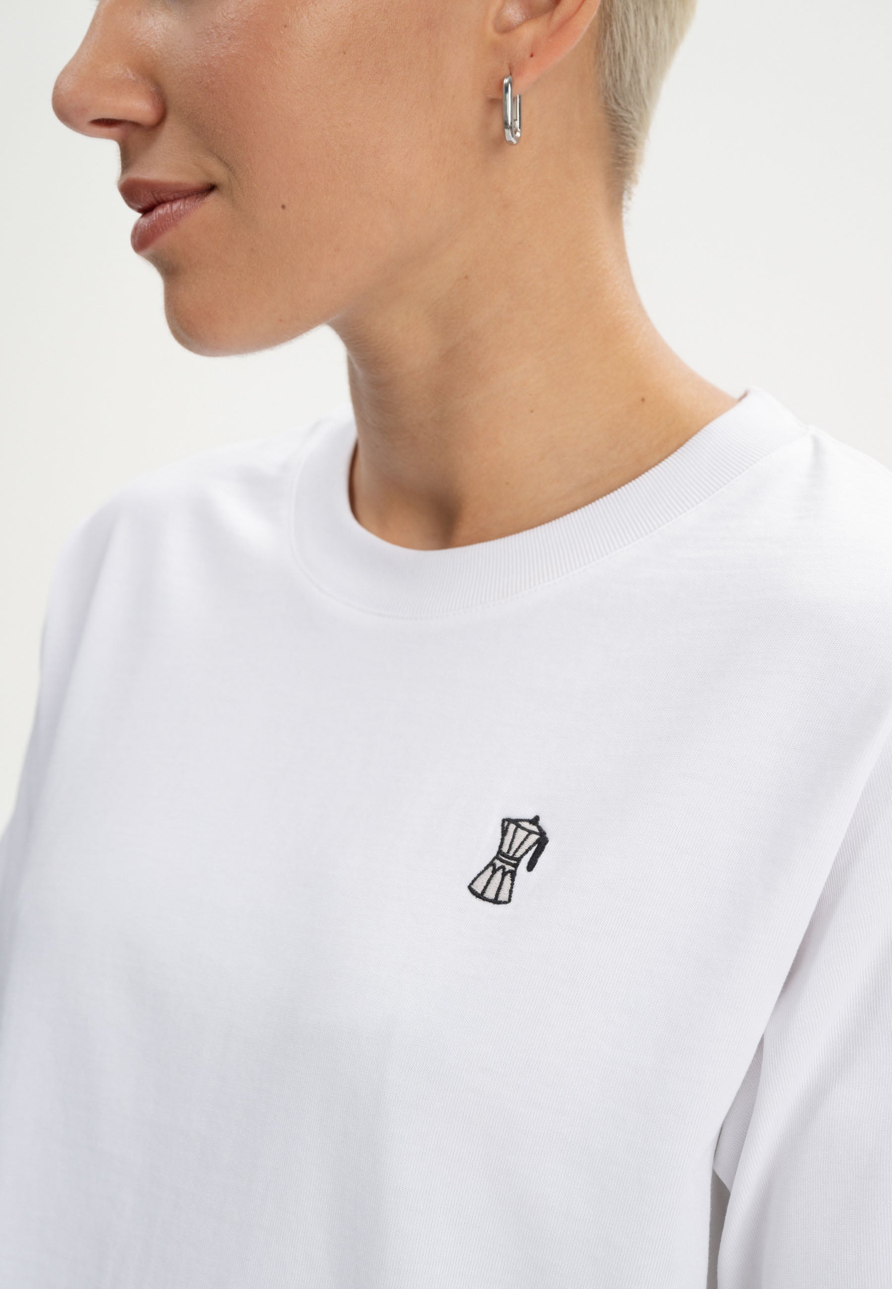Cropped T-Shirt schwer JOSHNA Stickerei