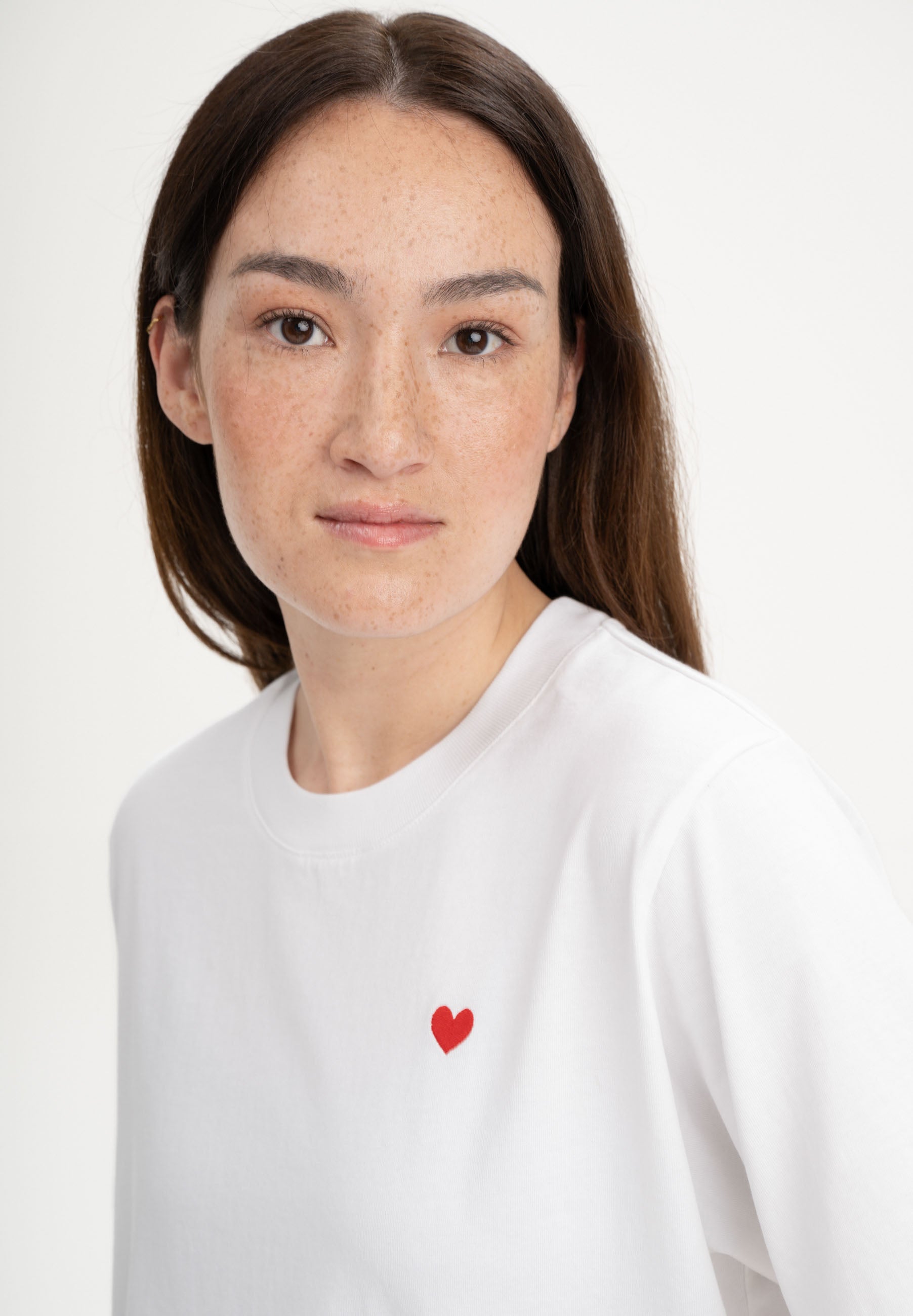 Bundle Cropped T-Shirt Joshna Stickerei + Gerippte Socken Stickerei 2 Paare