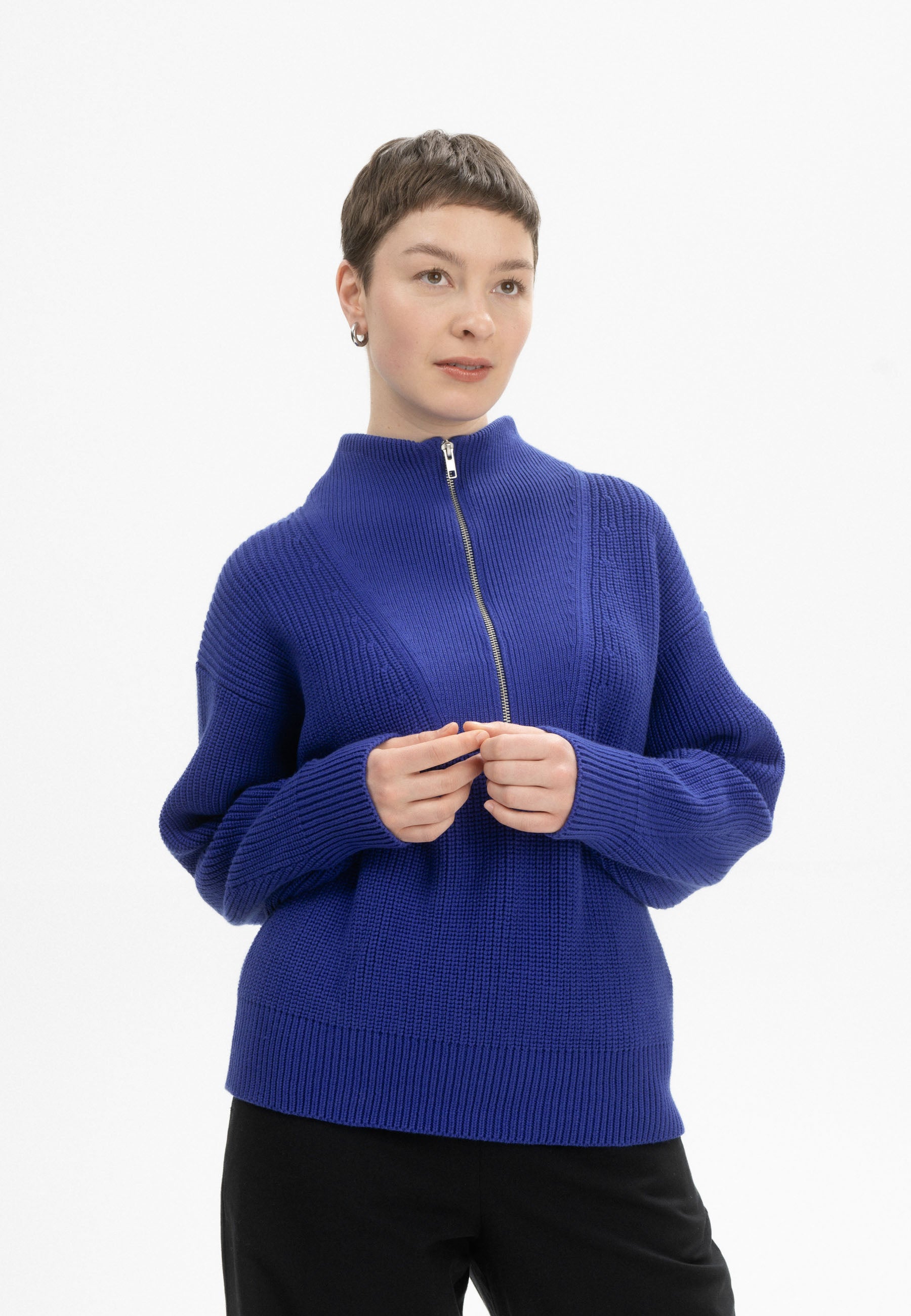 #Farbe_bold blue