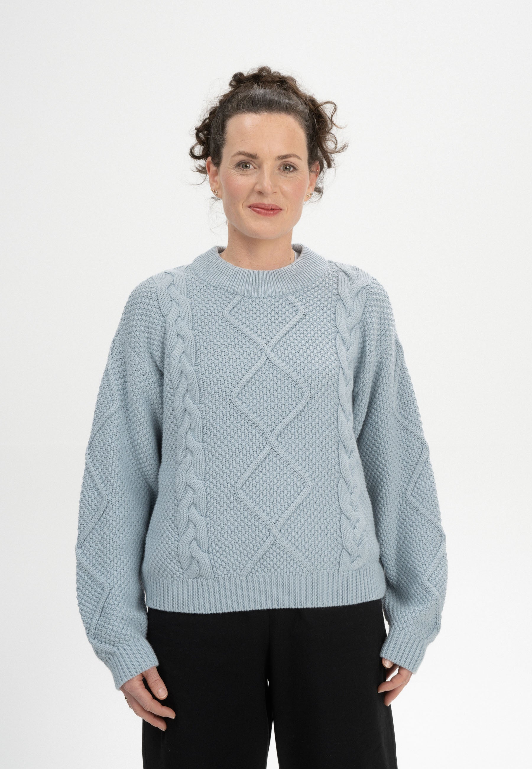 #Farbe_cloudy blue