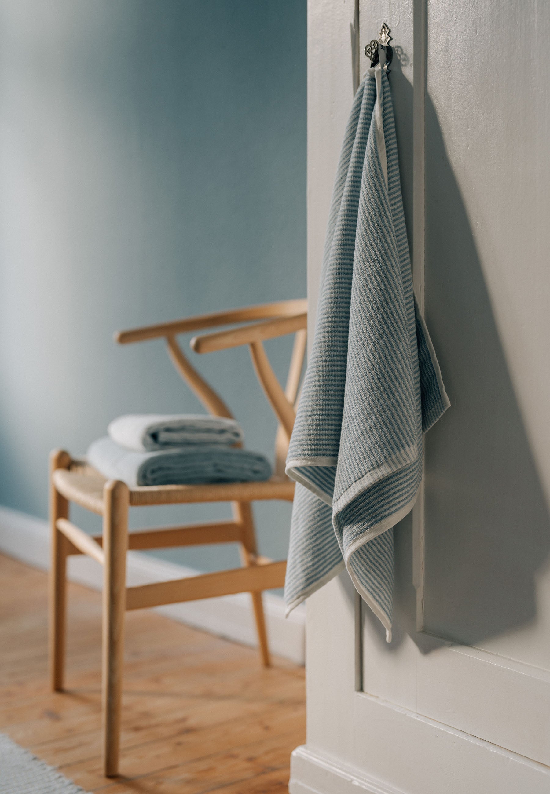 #Farbe_cloudy blue gestreift