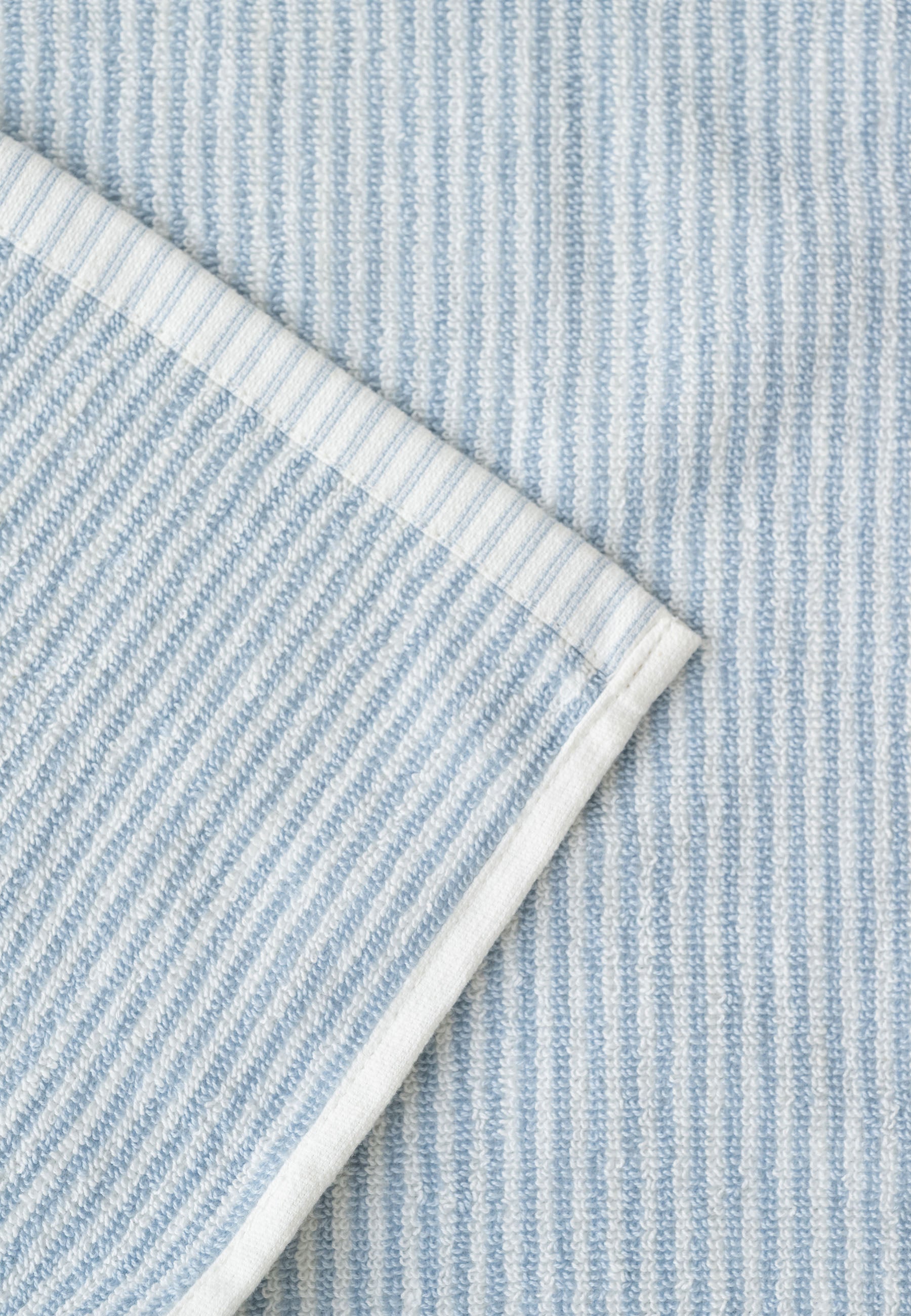 #Farbe_cloudy blue gestreift