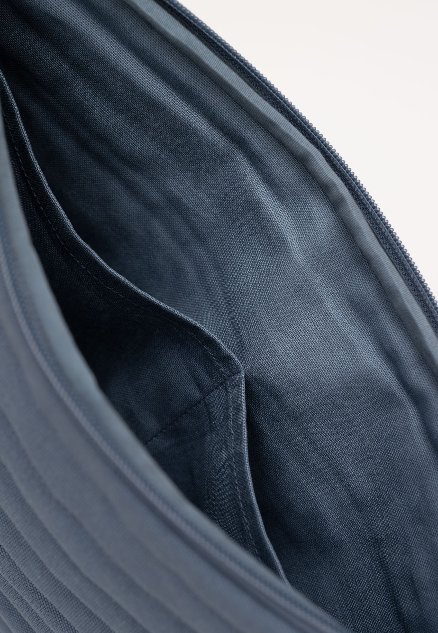 #Farbe_dusty blue