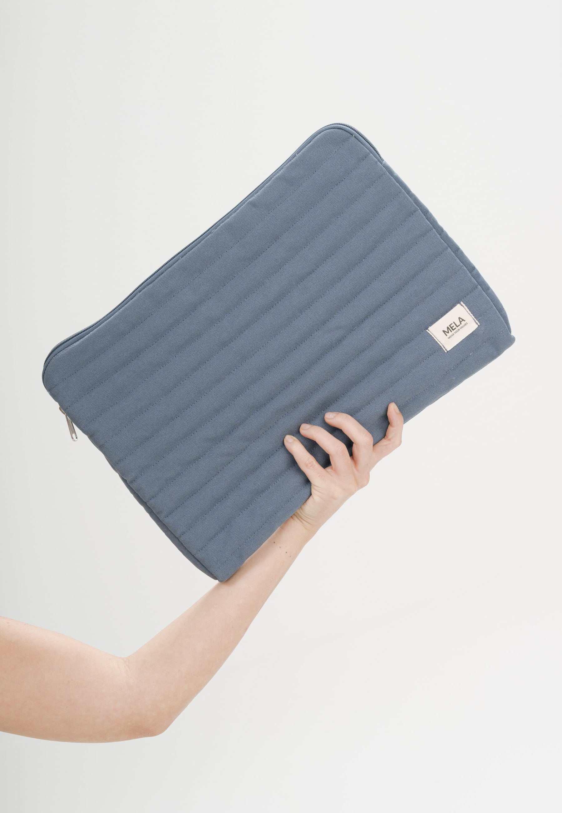 #Farbe_dusty blue