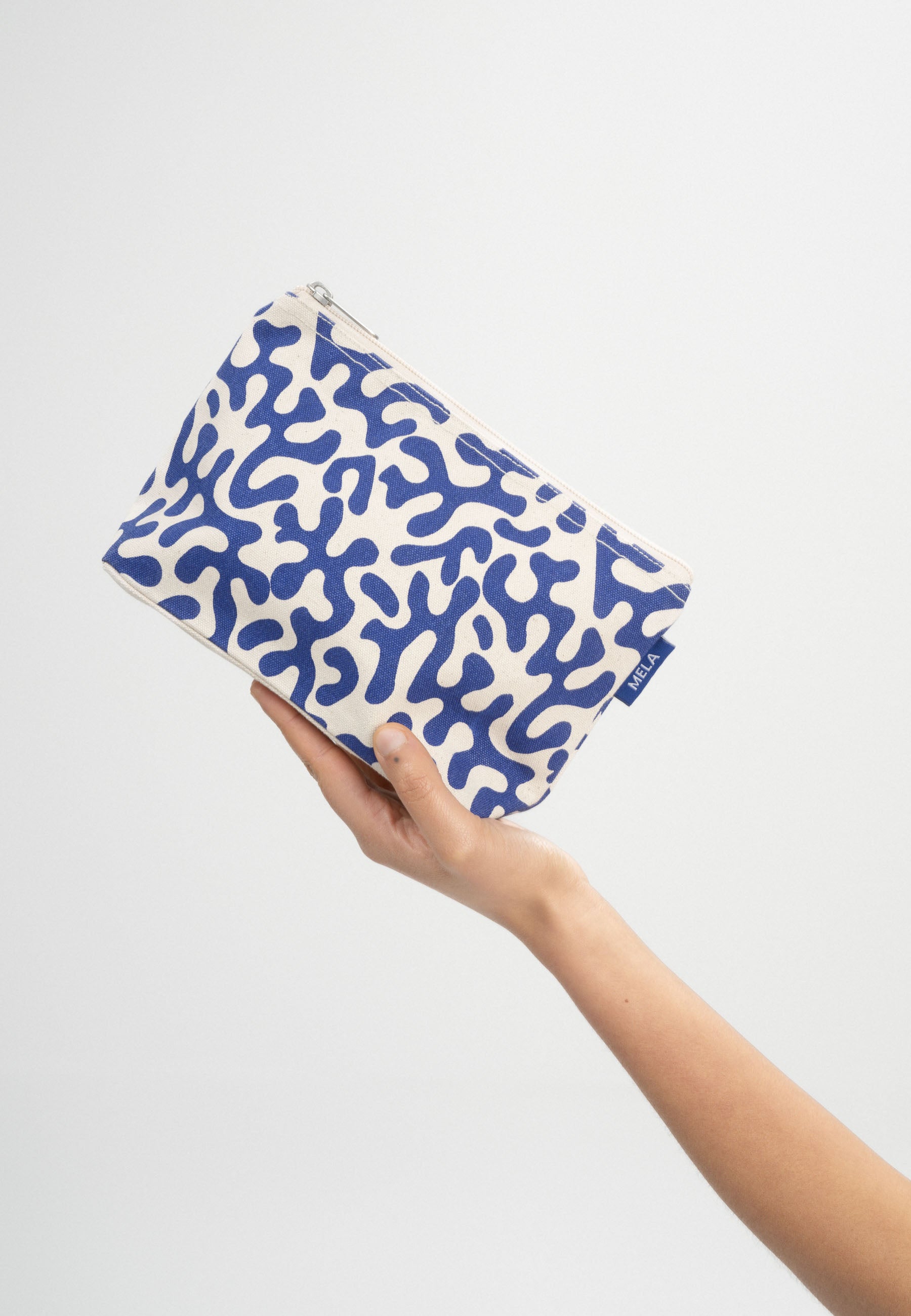 #Farbe_greige / blue coral print