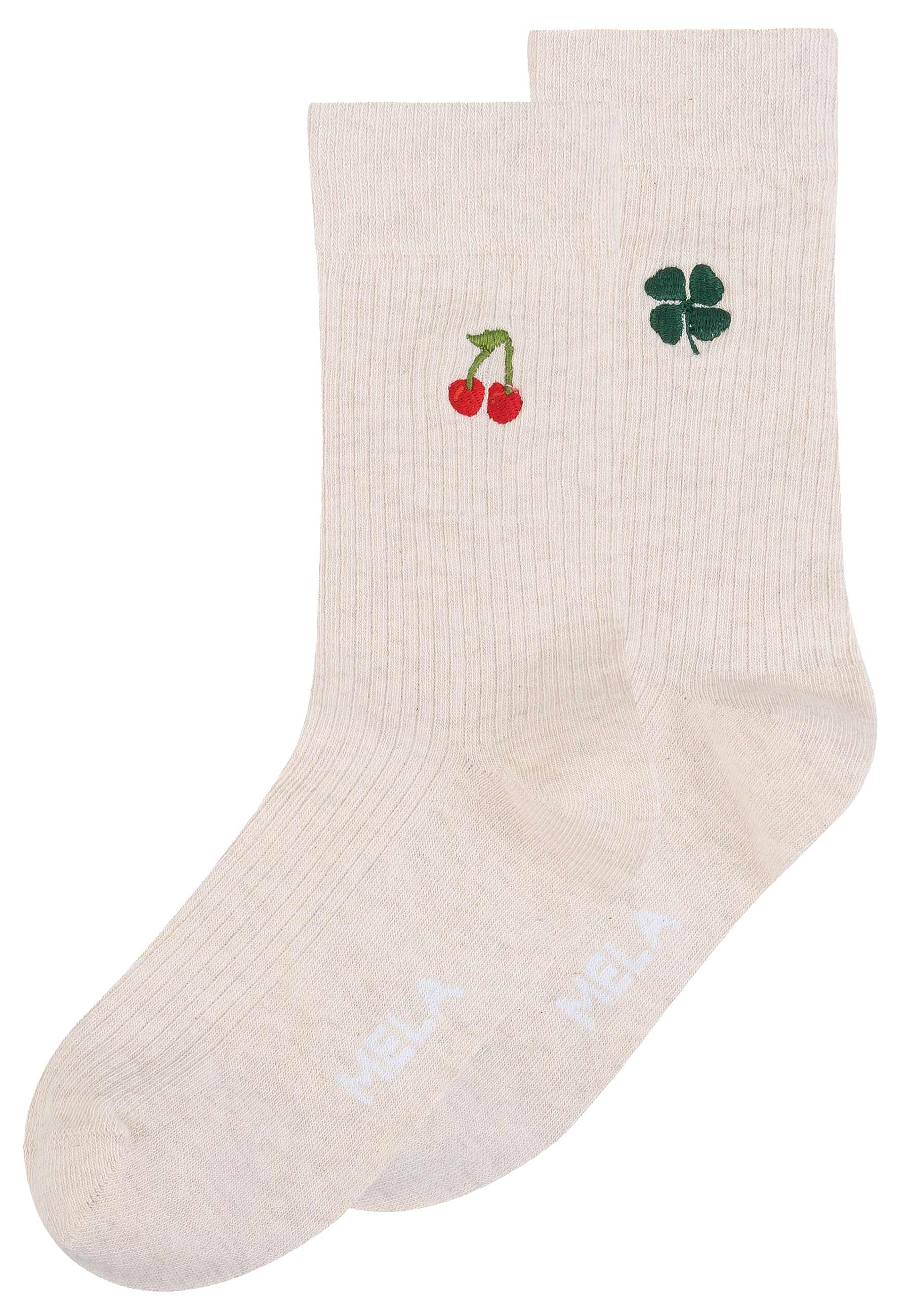 #Farbe_kirsche / klee