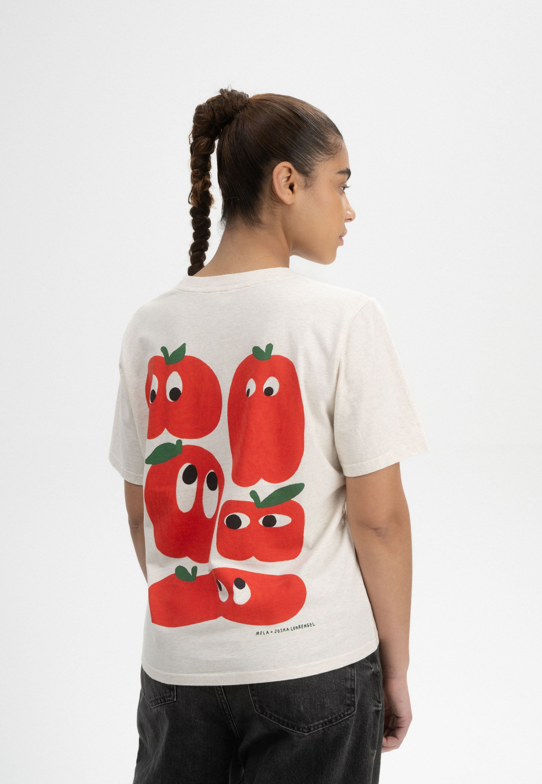 #Farbe_cream melange / one apple a day