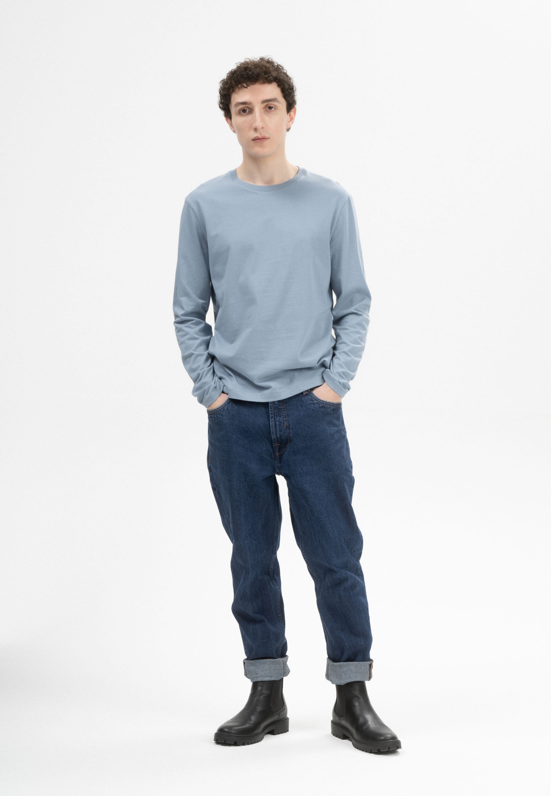 #Farbe_dusk blue