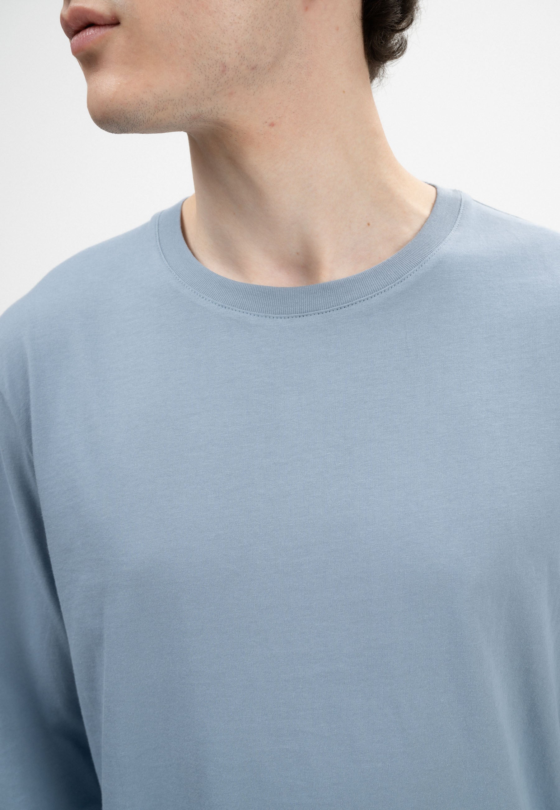 #Farbe_dusk blue
